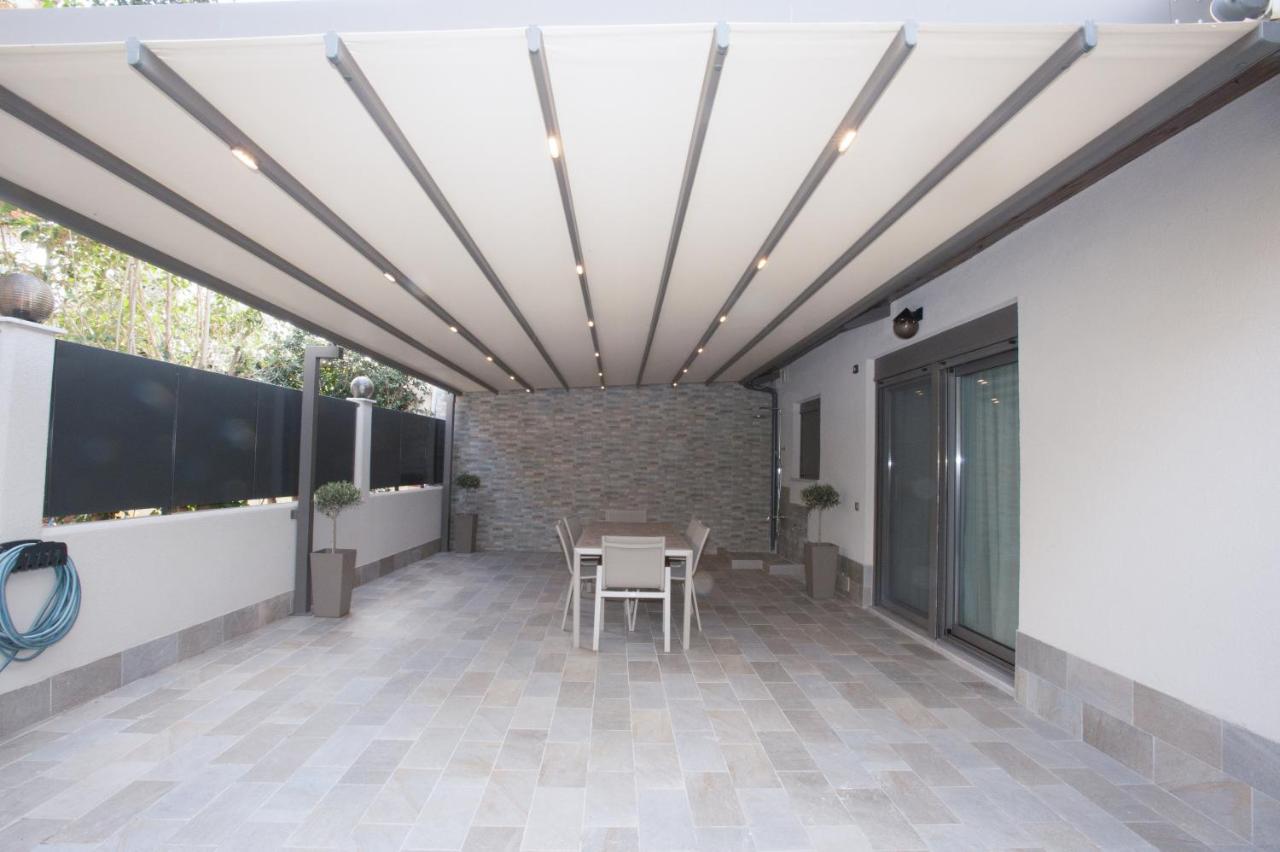 Villa Dolphin Peraía Exterior foto